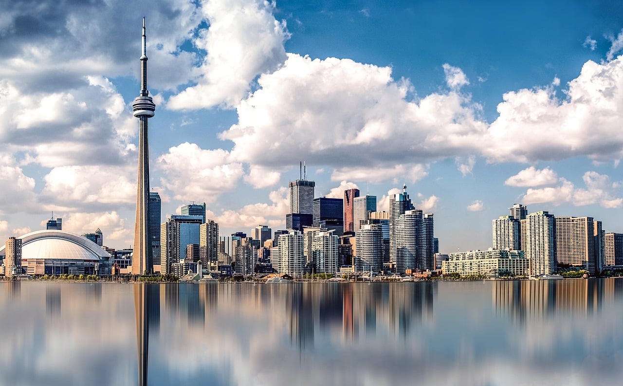 Jour 2 – CN Tower, bord de lac et Distillery District